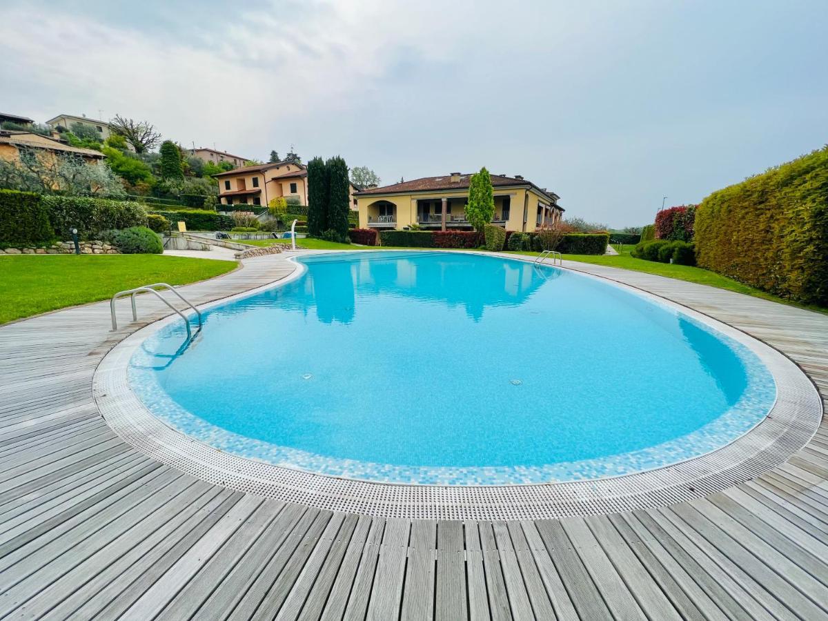 Suite And Pool Castion Veronese Εξωτερικό φωτογραφία