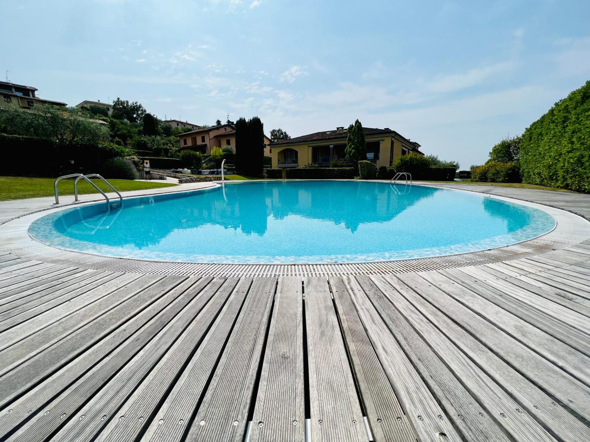 Suite And Pool Castion Veronese Εξωτερικό φωτογραφία